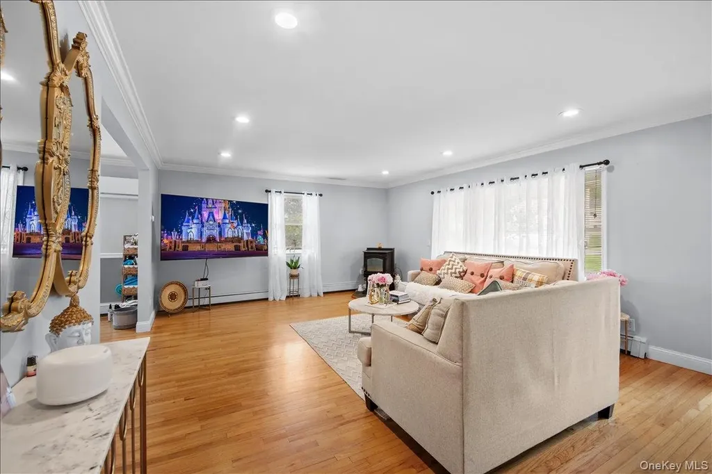 23 Meadow Road Montrose NY 10548