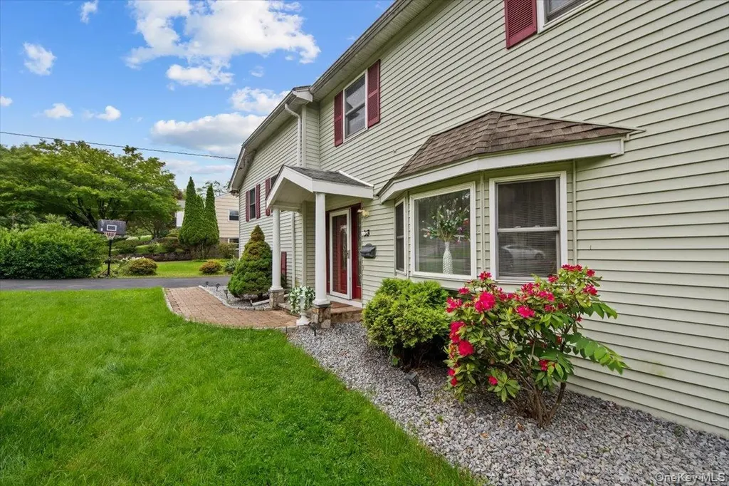 23 Meadow Road Montrose NY 10548