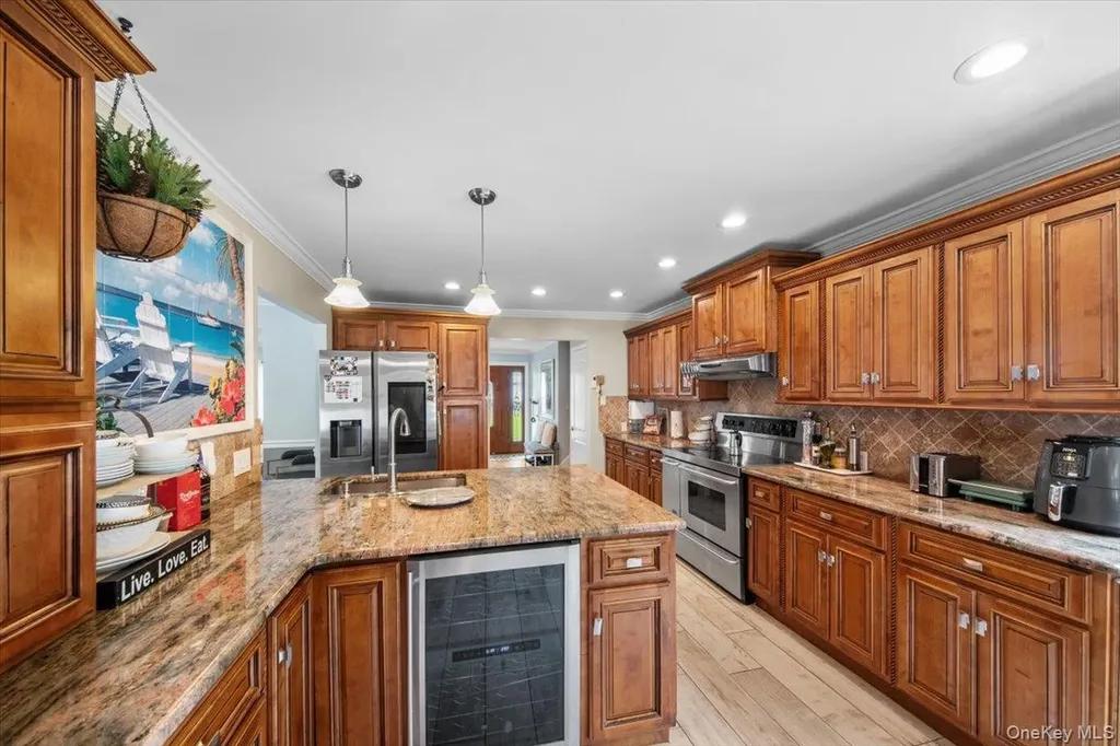 23 Meadow Road Montrose NY 10548