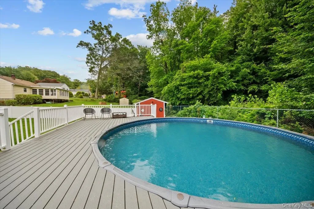 23 Meadow Road Montrose NY 10548