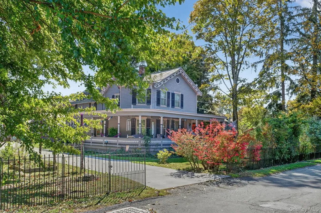 4 Railroad Avenue Staatsburg NY 12580