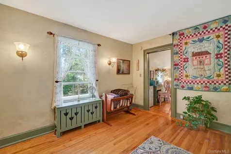 4 Railroad Avenue Staatsburg NY 12580