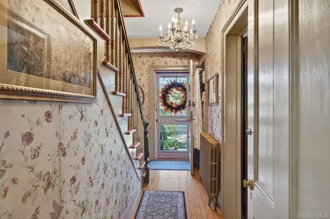 4 Railroad Avenue Staatsburg NY 12580