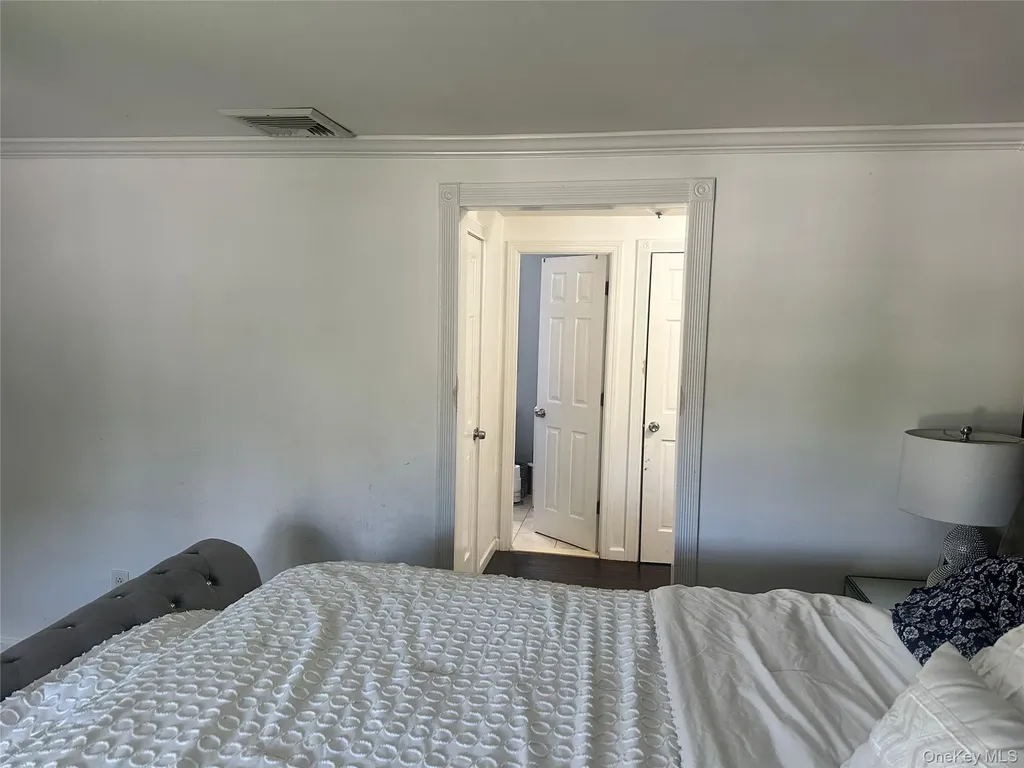 209 Old Post Drive Hauppauge NY 11788