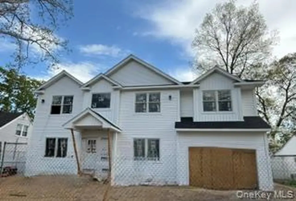 20 Boston Avenue Massapequa NY 11758