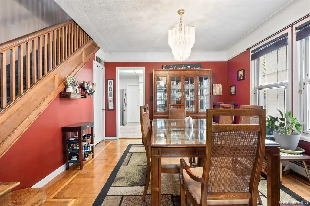 1946 Tomlinson Avenue Bronx NY 10461