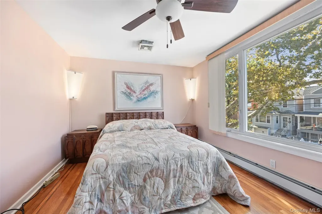 1946 Tomlinson Avenue Bronx NY 10461