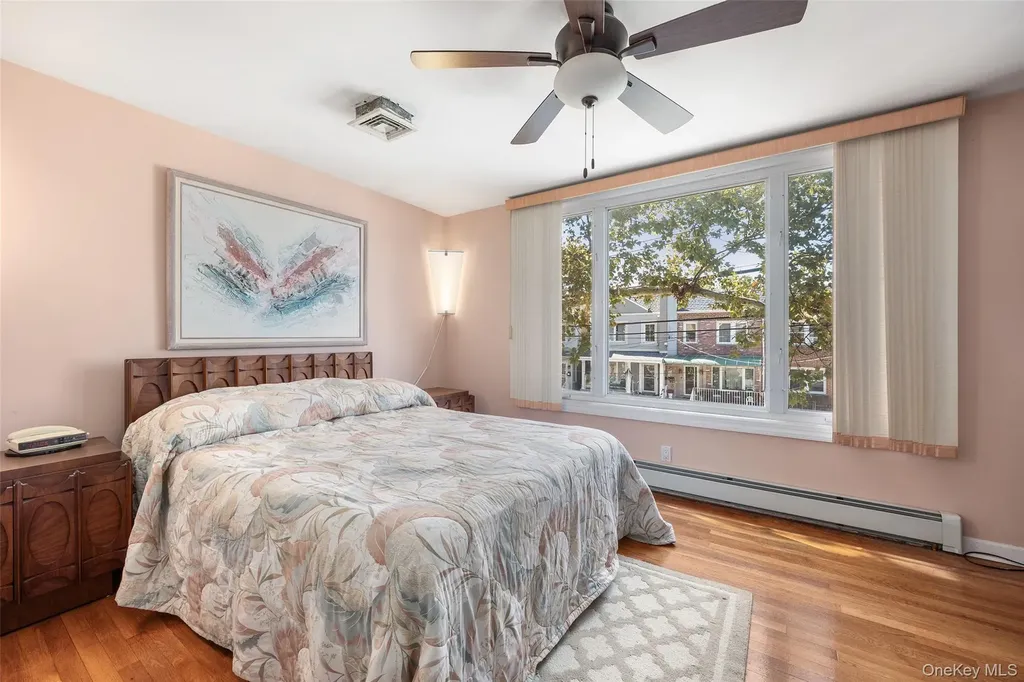 1946 Tomlinson Avenue Bronx NY 10461