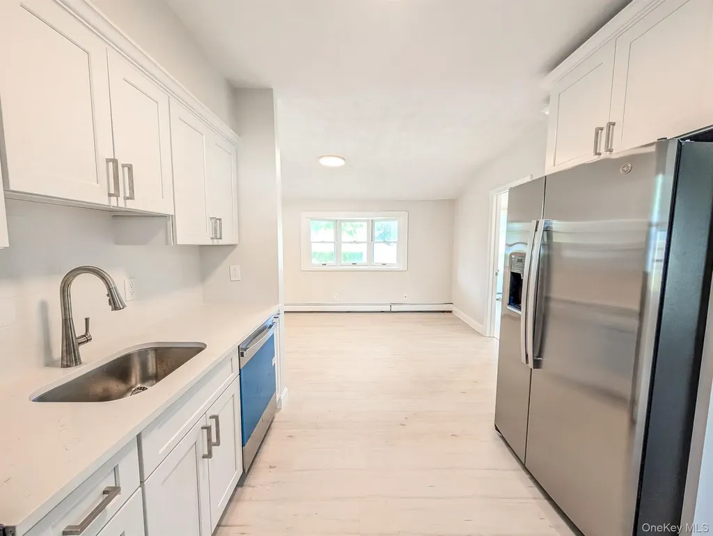 29 Boulevard Avenue Central Islip NY 11722
