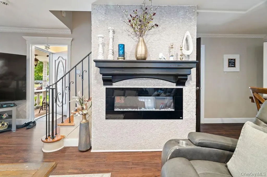 21 Jasper Street Valley Stream NY 11580