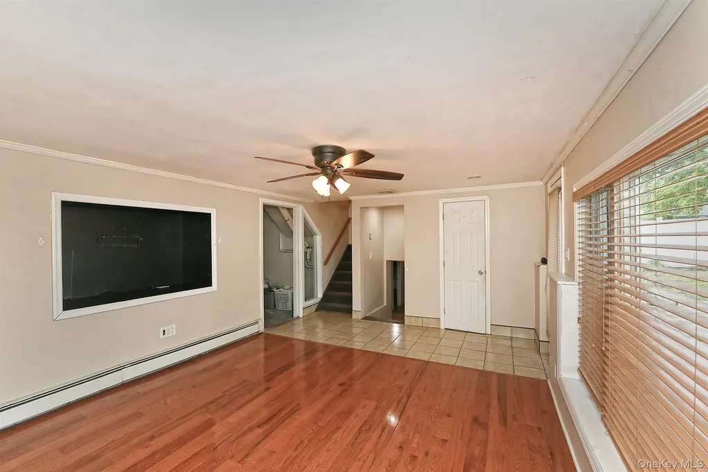 147 Brookside Drive Valley Stream NY 11581