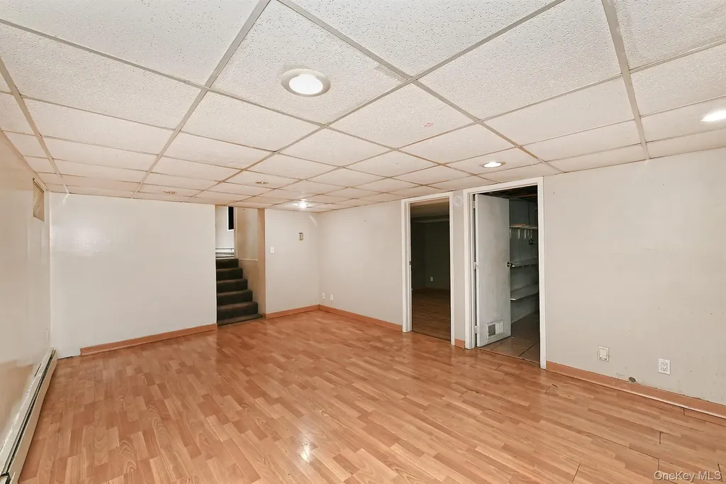 147 Brookside Drive Valley Stream NY 11581