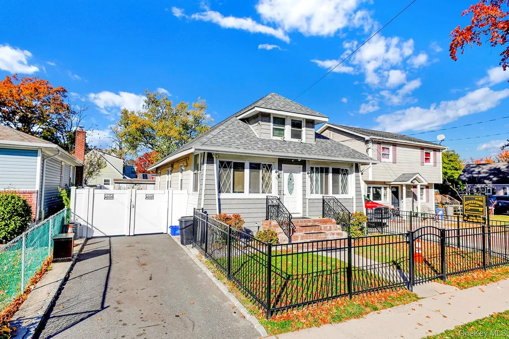 94 Woods Avenue Roosevelt NY 11575