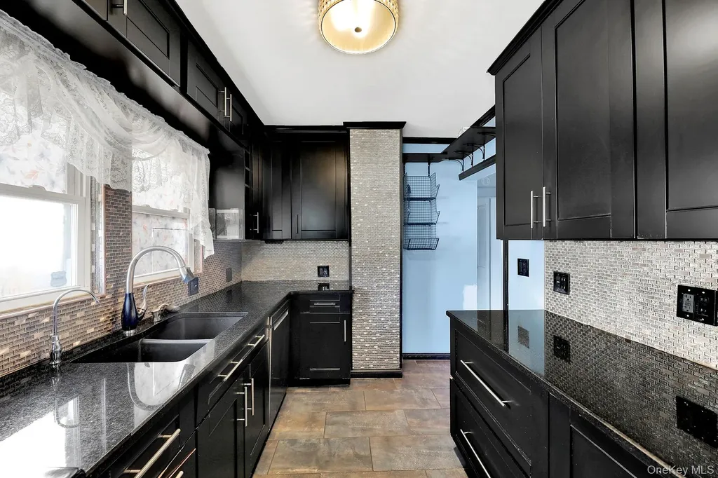 94 Woods Avenue Roosevelt NY 11575