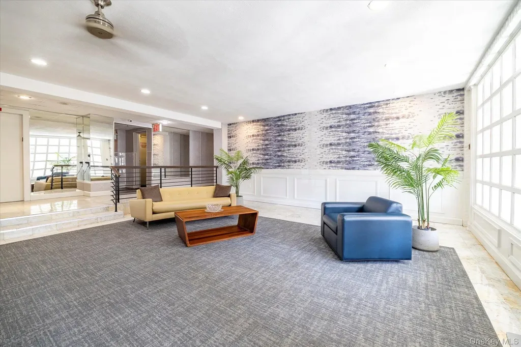 22 North Forest Avenue Rockville Centre NY 11570