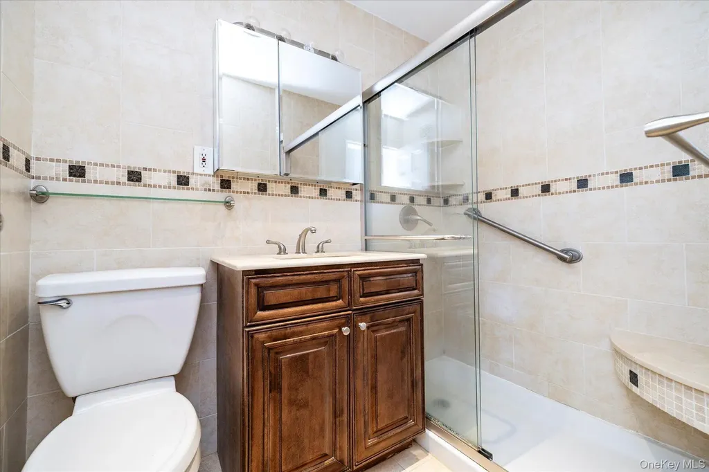 22 North Forest Avenue Rockville Centre NY 11570