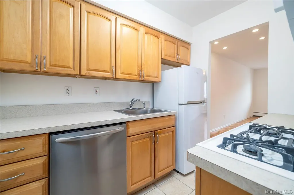 22 North Forest Avenue Rockville Centre NY 11570