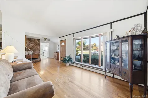 68 7th Street Bay Shore NY 11706