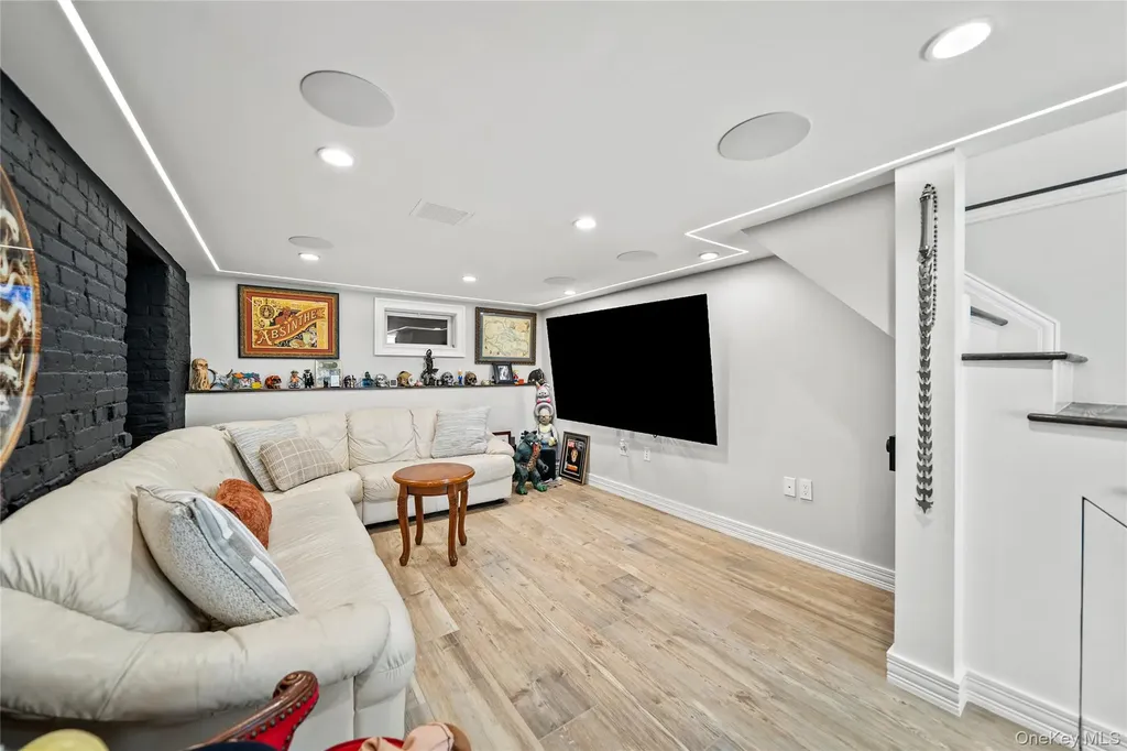 1708 Cornelius Avenue Wantagh NY 11793