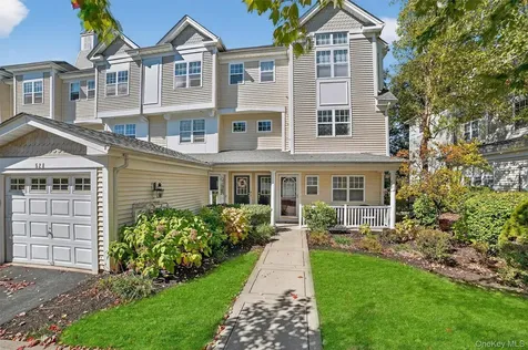 527 Viewpoint Terrace Peekskill NY 10566