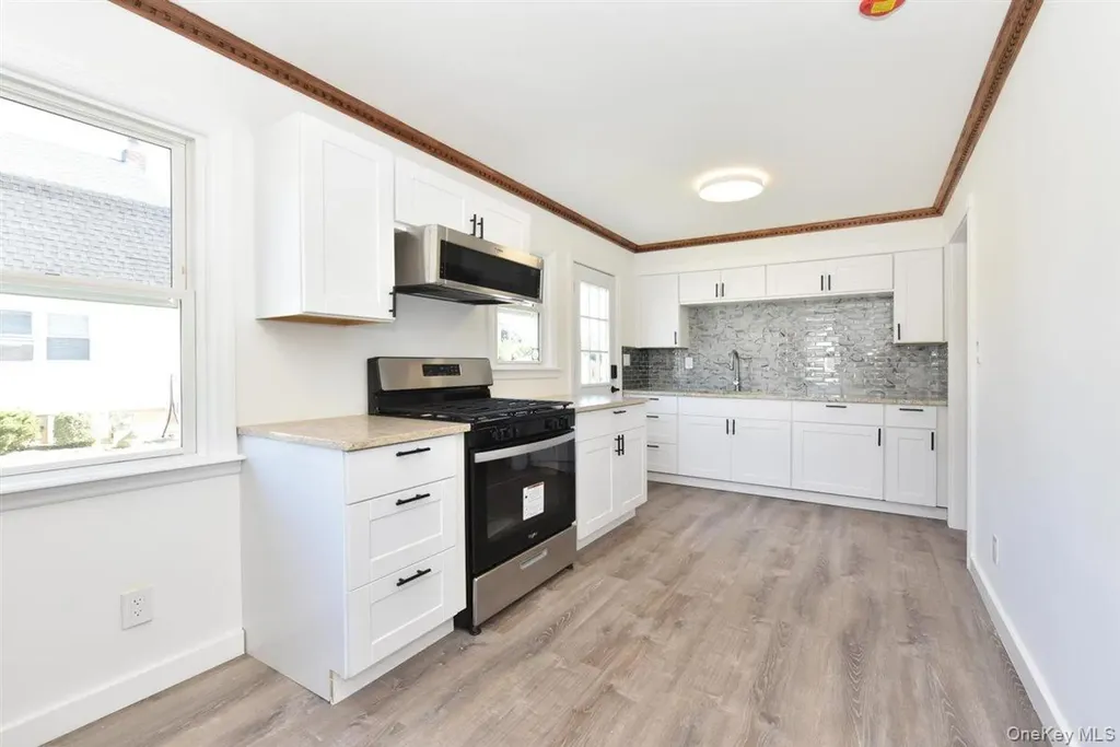 461 Pinebrook Avenue West Hempstead NY 11552