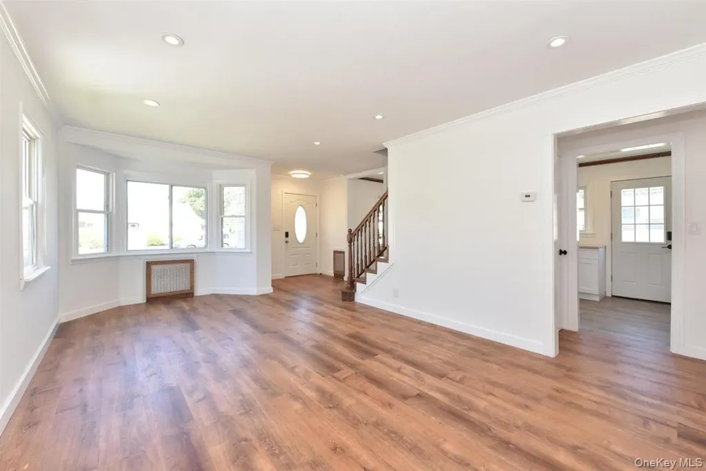 461 Pinebrook Avenue West Hempstead NY 11552