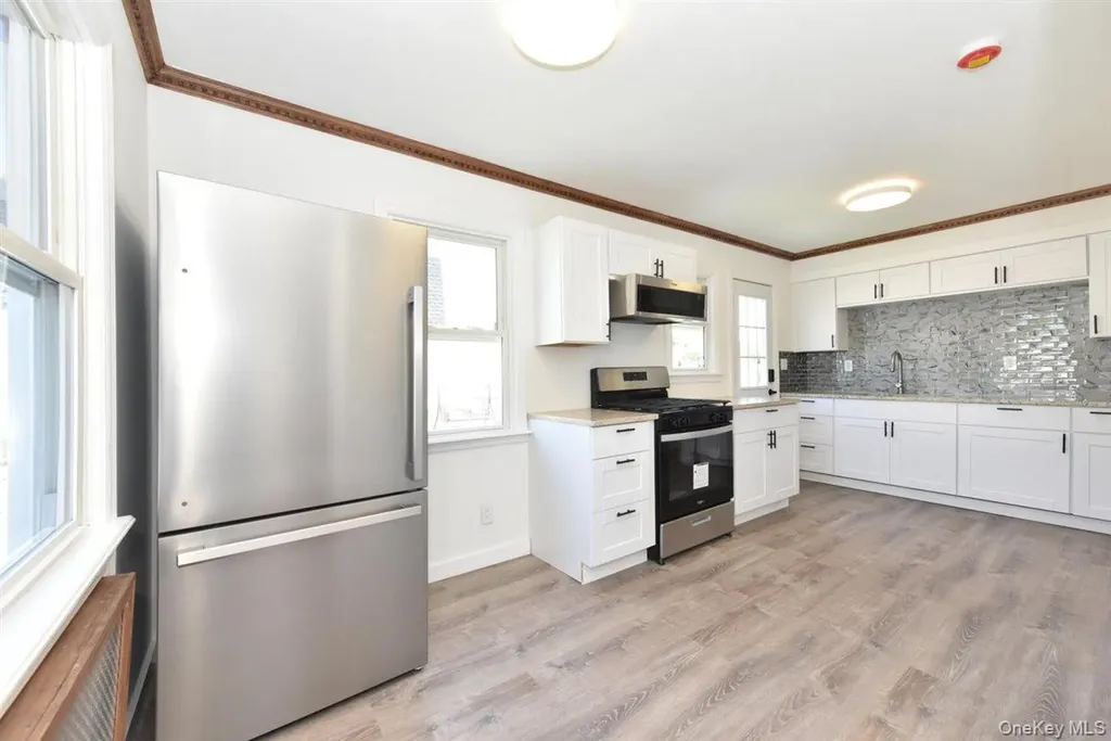 461 Pinebrook Avenue West Hempstead NY 11552