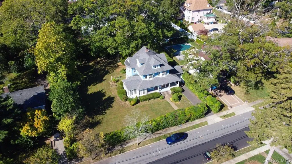 101 Wallace Street Freeport NY 11520