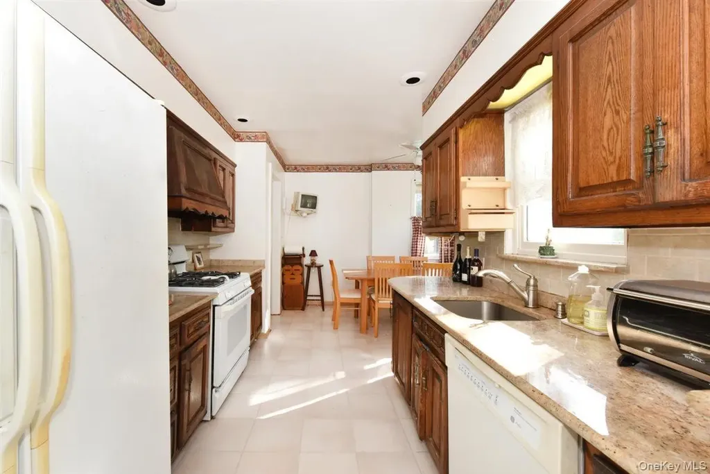 101 Wallace Street Freeport NY 11520