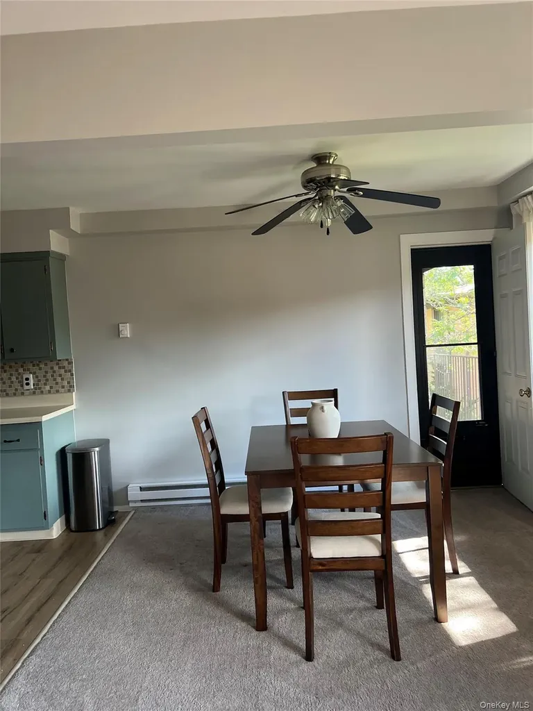 10 Oakwood Terrace New Windsor NY 12553