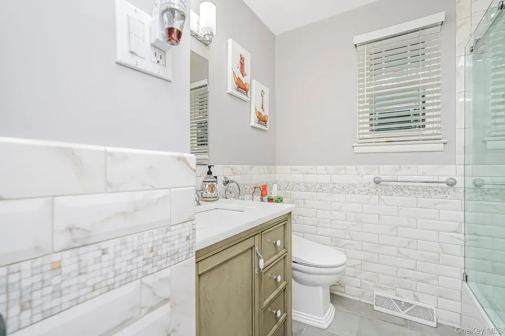 218 Albee Avenue Staten Island NY 10312
