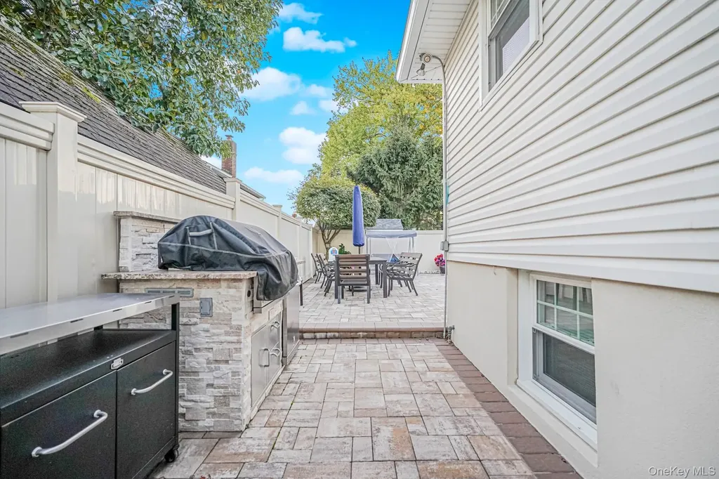 218 Albee Avenue Staten Island NY 10312