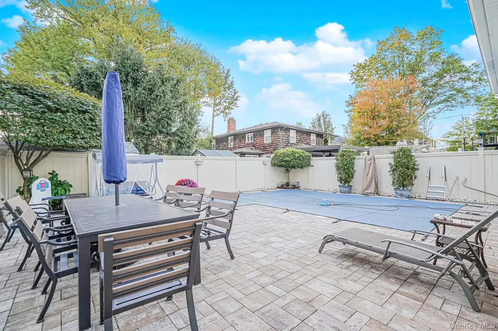 218 Albee Avenue Staten Island NY 10312