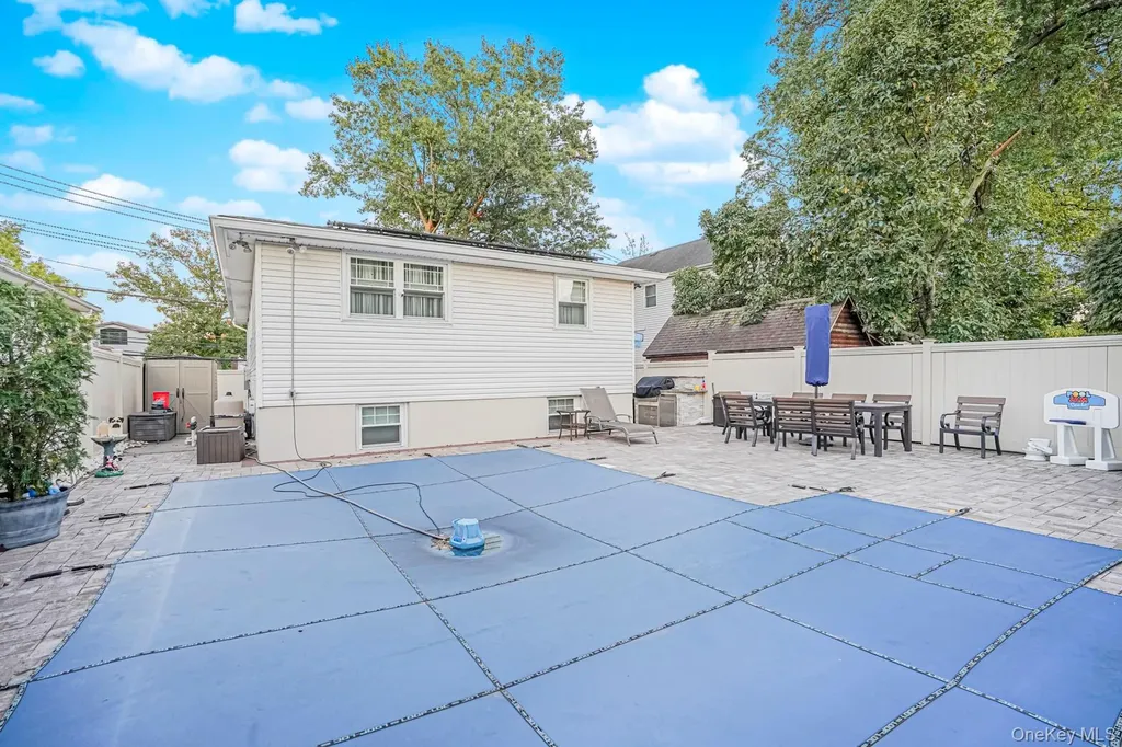 218 Albee Avenue Staten Island NY 10312