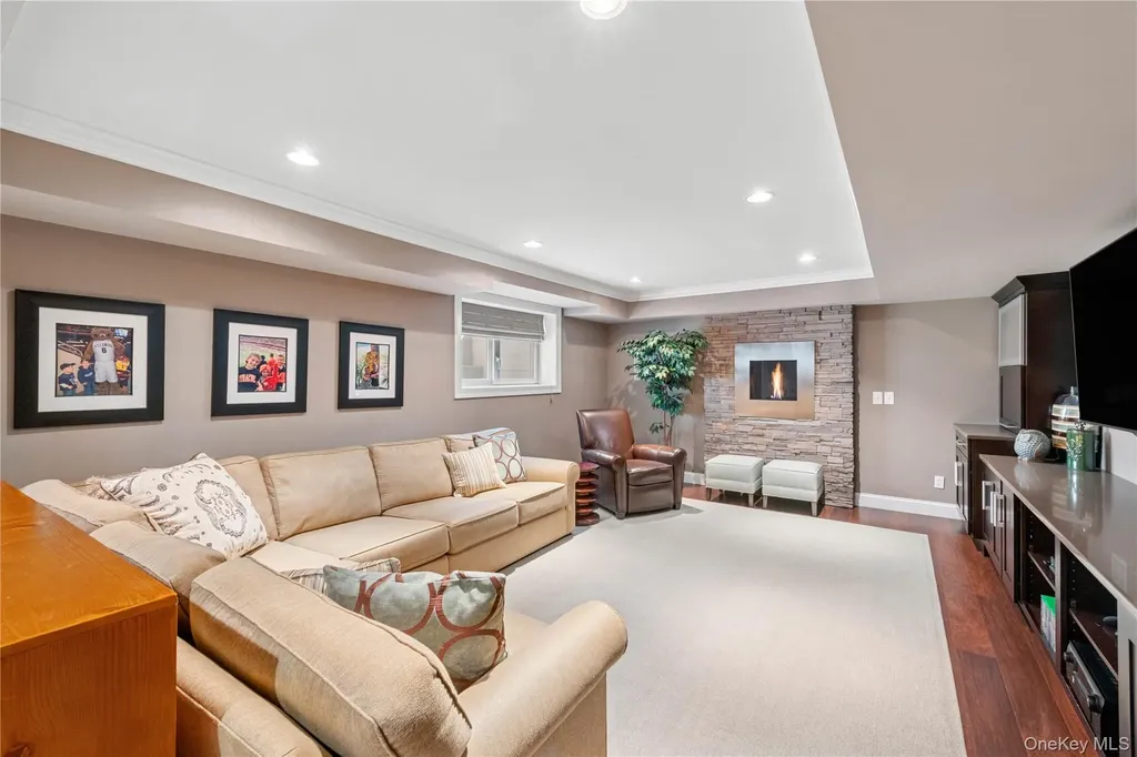 80 Majestic Ridge Carmel NY 10512