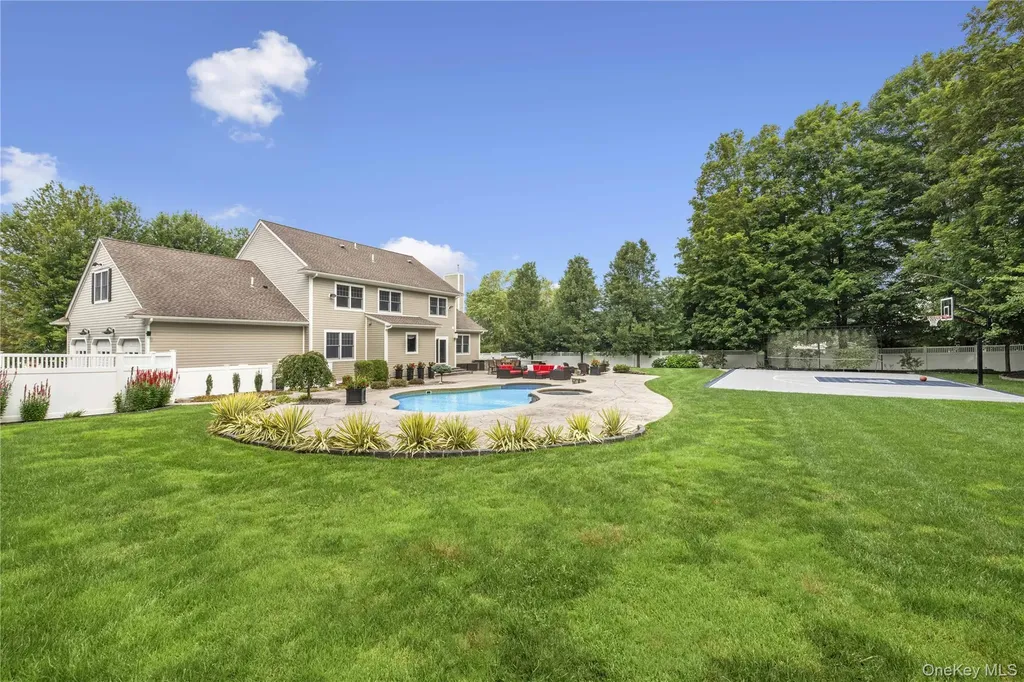 80 Majestic Ridge Carmel NY 10512