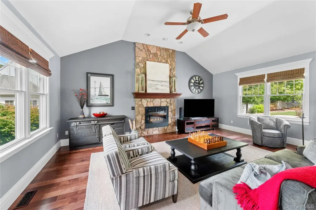 80 Majestic Ridge Carmel NY 10512