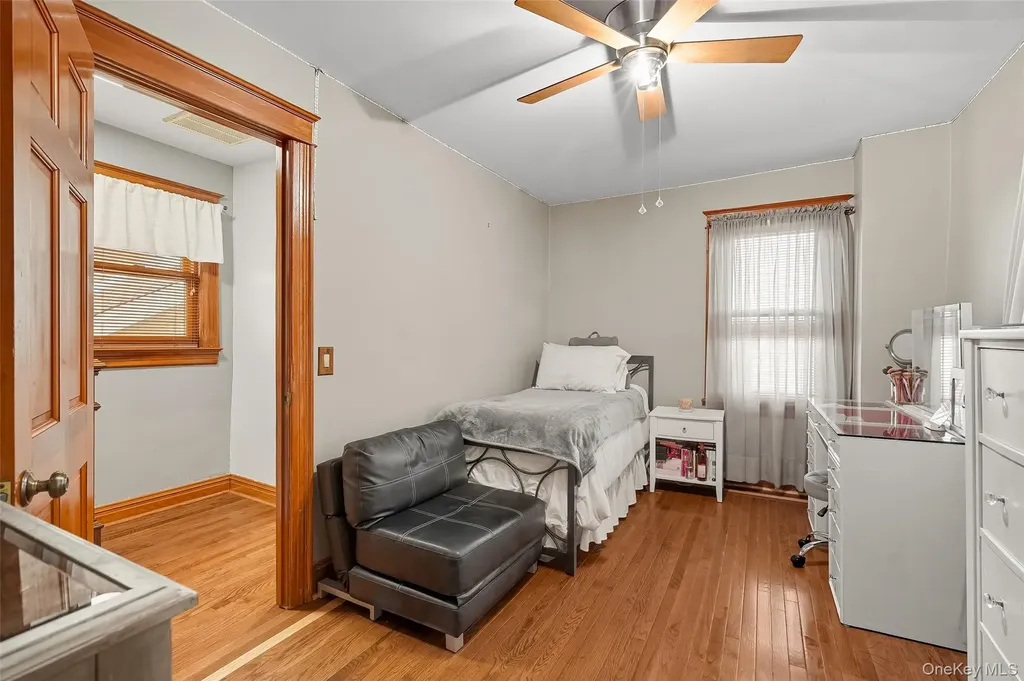 1444 Gillespie Avenue Bronx NY 10461