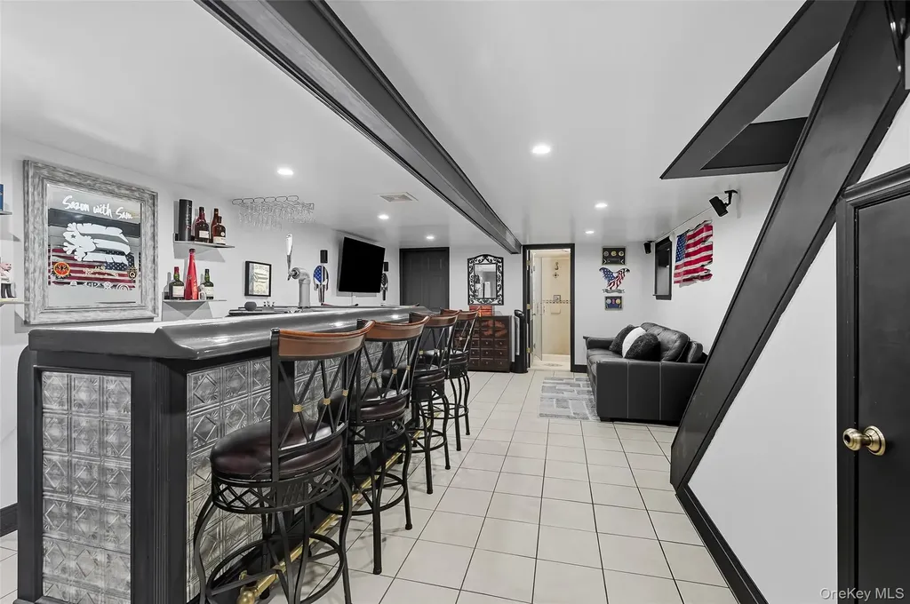1444 Gillespie Avenue Bronx NY 10461
