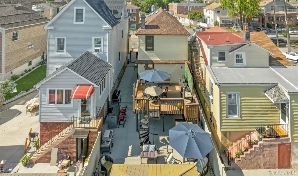 1444 Gillespie Avenue Bronx NY 10461