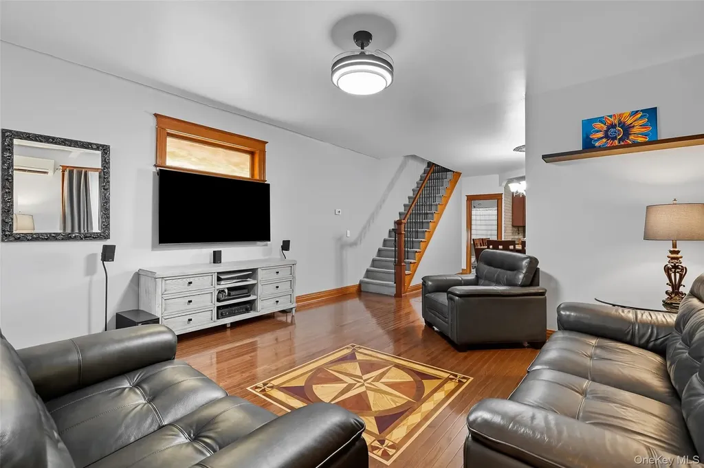 1444 Gillespie Avenue Bronx NY 10461