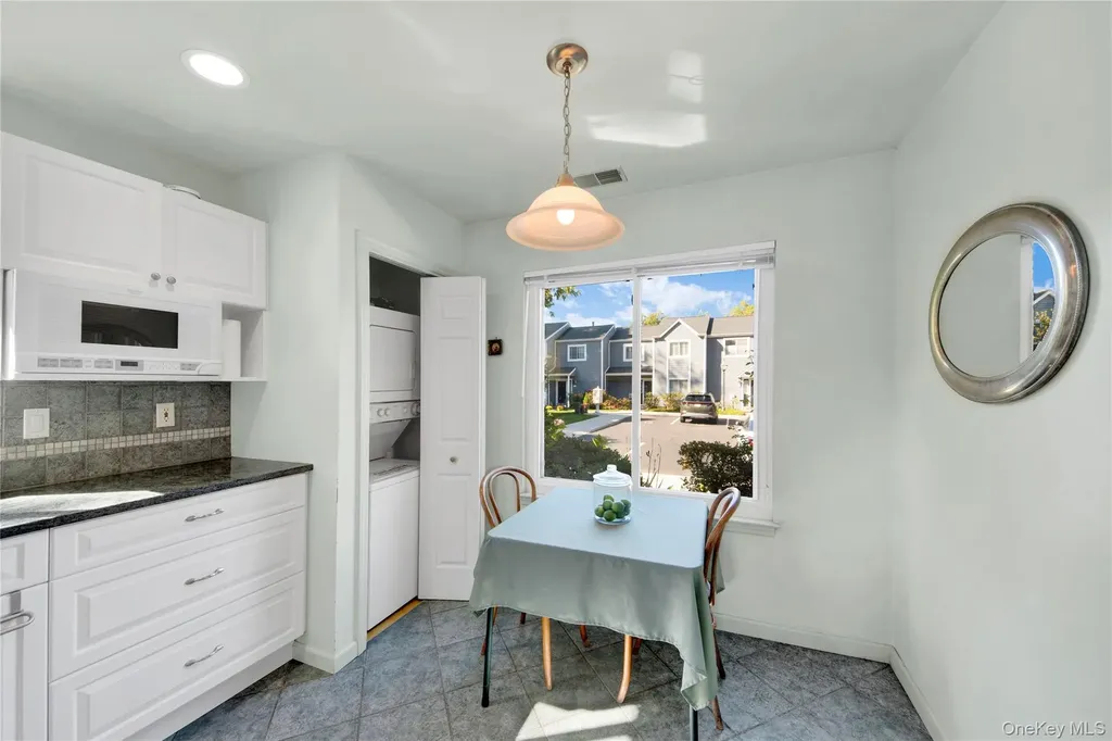 8 Hendrick Hills Peekskill NY 10566