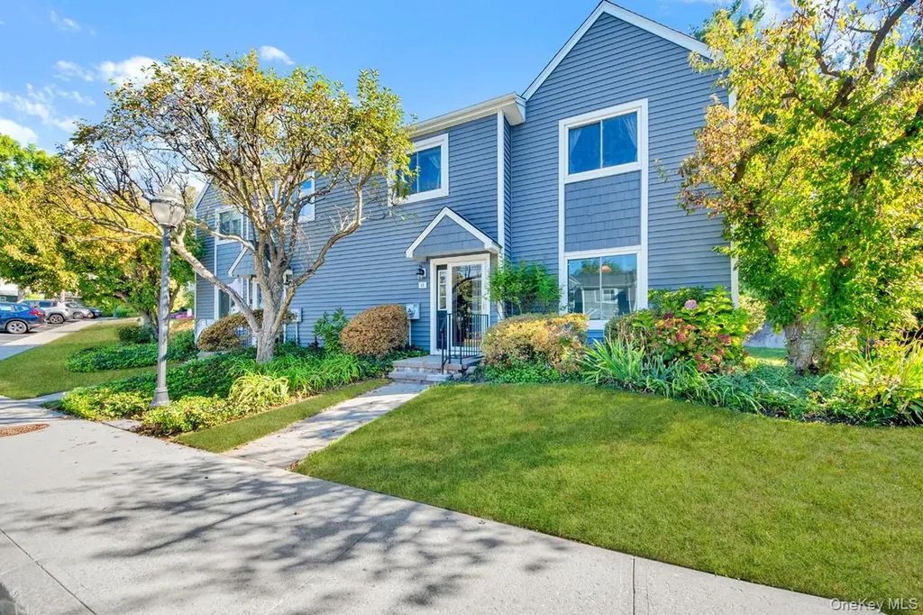 8 Hendrick Hills Peekskill NY 10566
