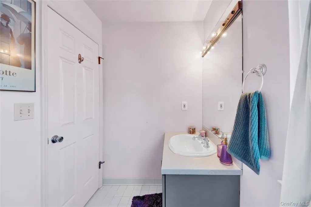 8 Hendrick Hills Peekskill NY 10566
