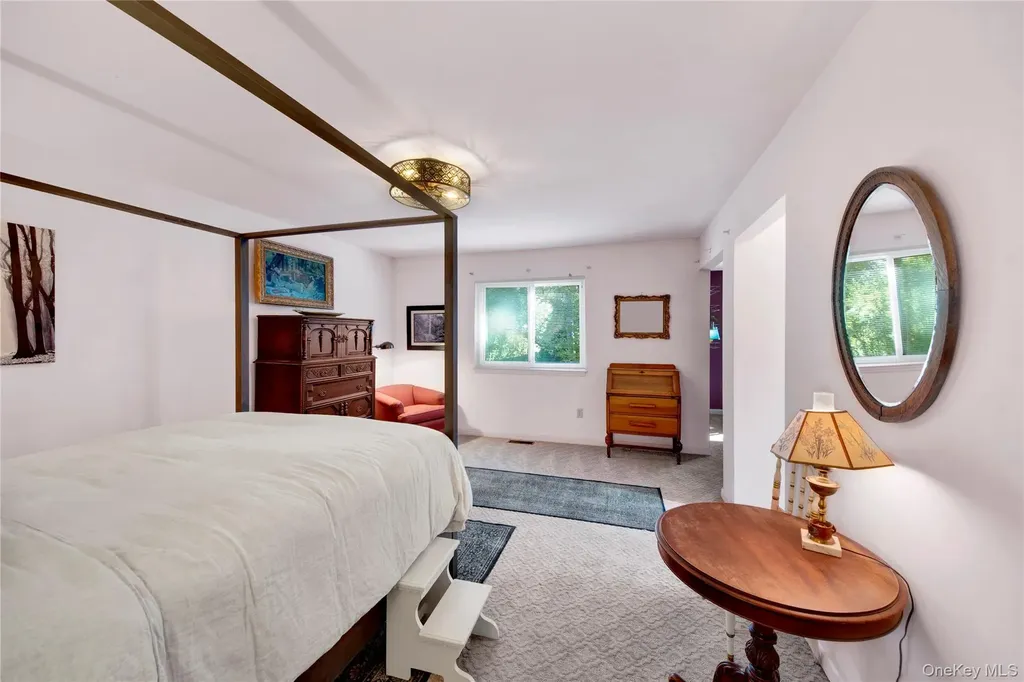 8 Hendrick Hills Peekskill NY 10566