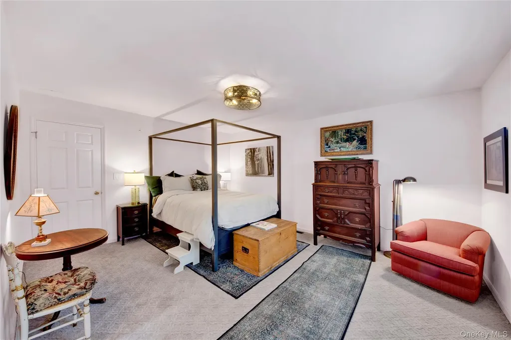 8 Hendrick Hills Peekskill NY 10566