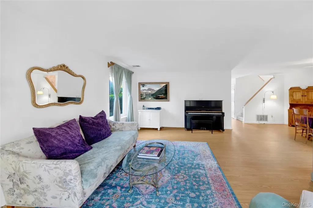 8 Hendrick Hills Peekskill NY 10566