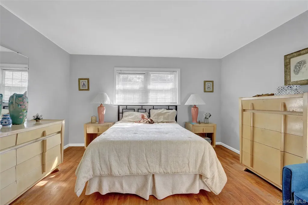60 Elizabeth Drive Bethpage NY 11714