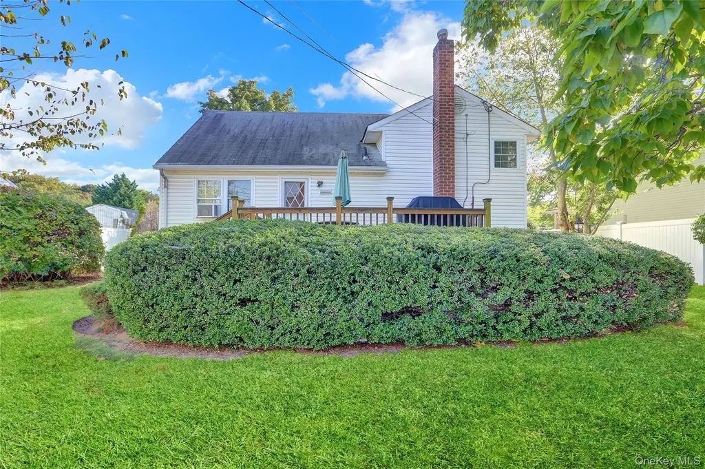 60 Elizabeth Drive Bethpage NY 11714
