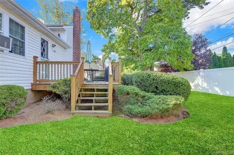 60 Elizabeth Drive Bethpage NY 11714